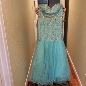 Tony Bowls Paris Aqua Mermaid Gown